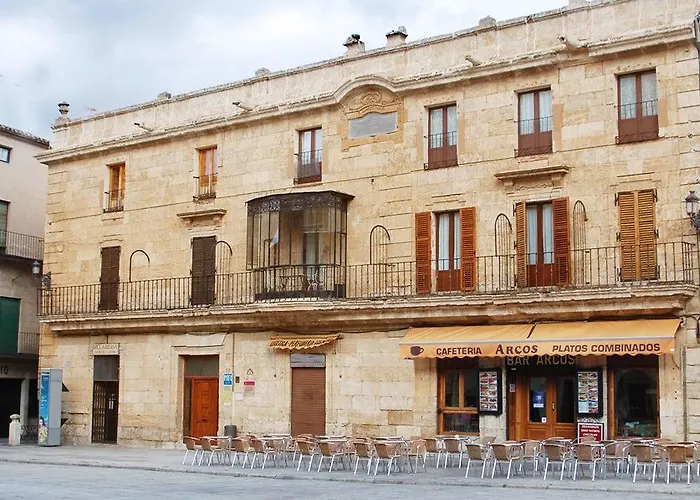 Palacio Antigua Audiencia 2* Сьюдад-Родриго
